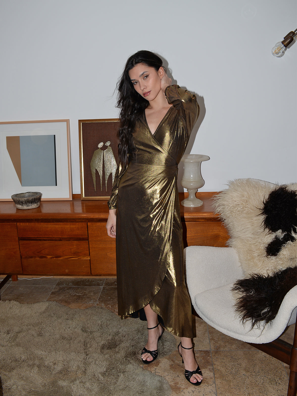 vivien vixen dress gold Be the stunner you were born to be in the Vivien Vixen Dress (it's back!!)  #hellomolly Shop now: https://bit.ly/34iWYyu