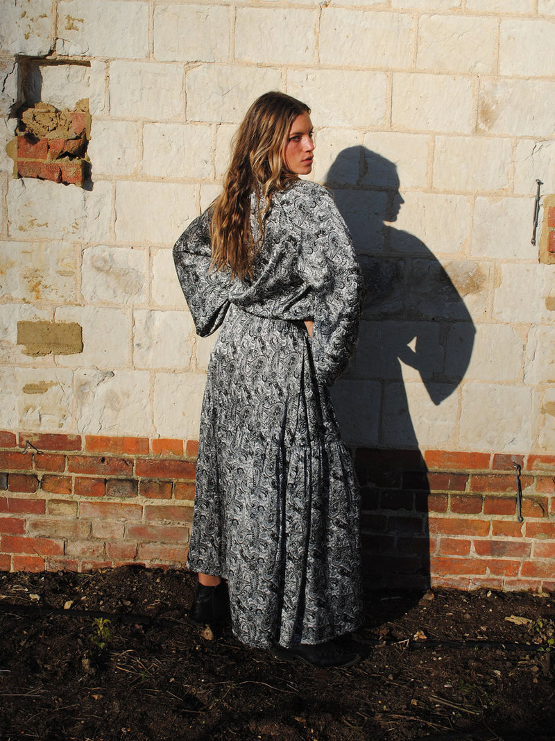 Leo Maxi Dress Black Paisley