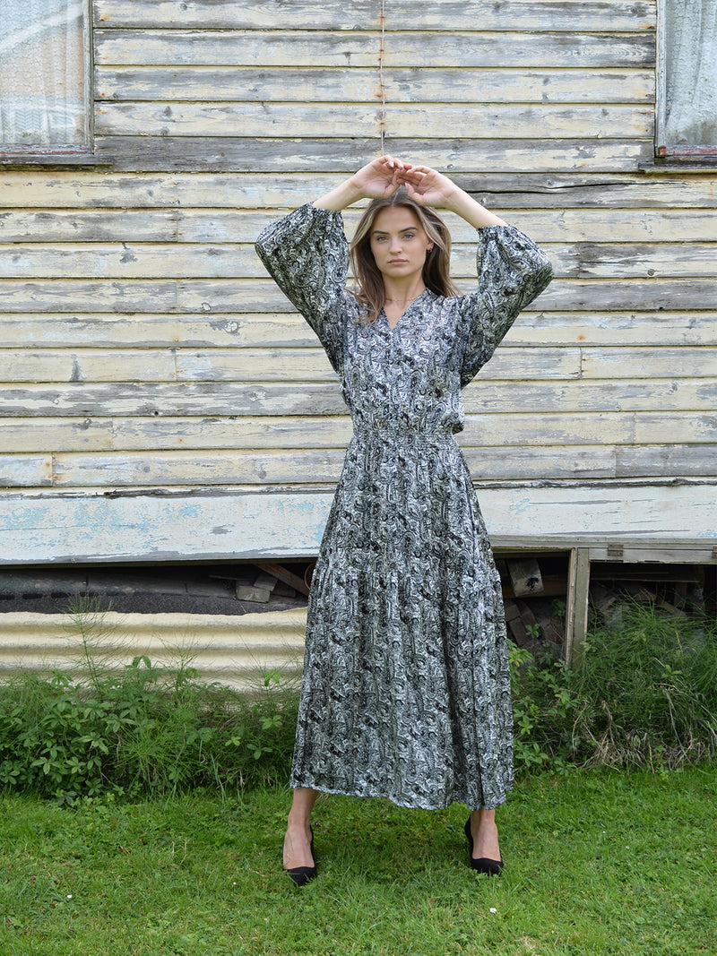 Leo Maxi Dress Black Paisley