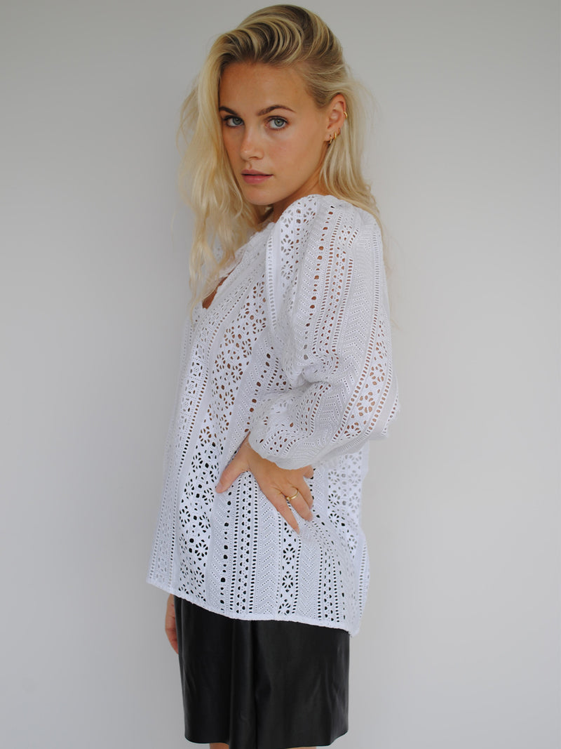 Ivy Blouse White Shiffle Sale
